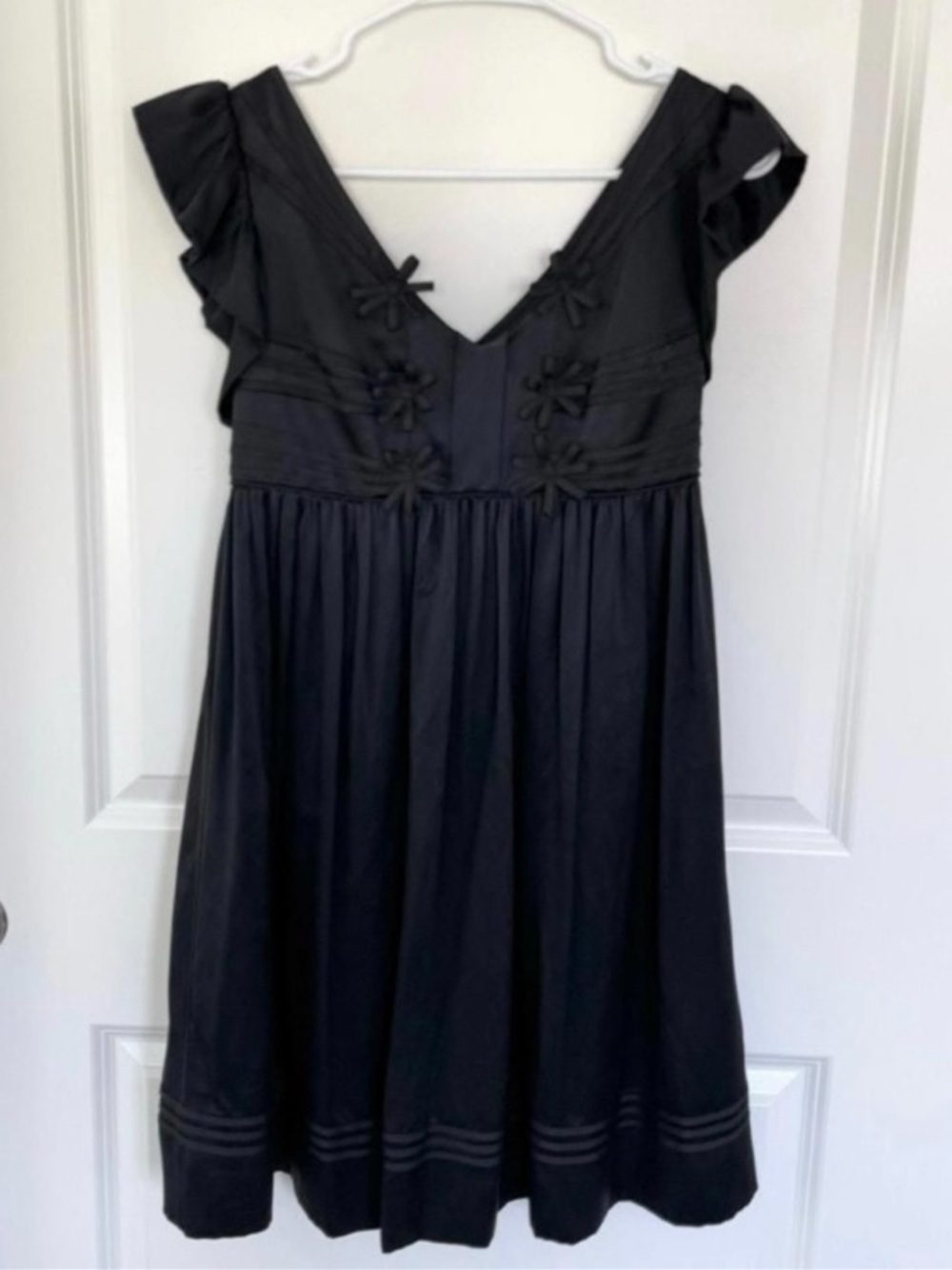 Betsey Johnson Black 100% Silk Babydoll Dress Floral Appliqué Size 4